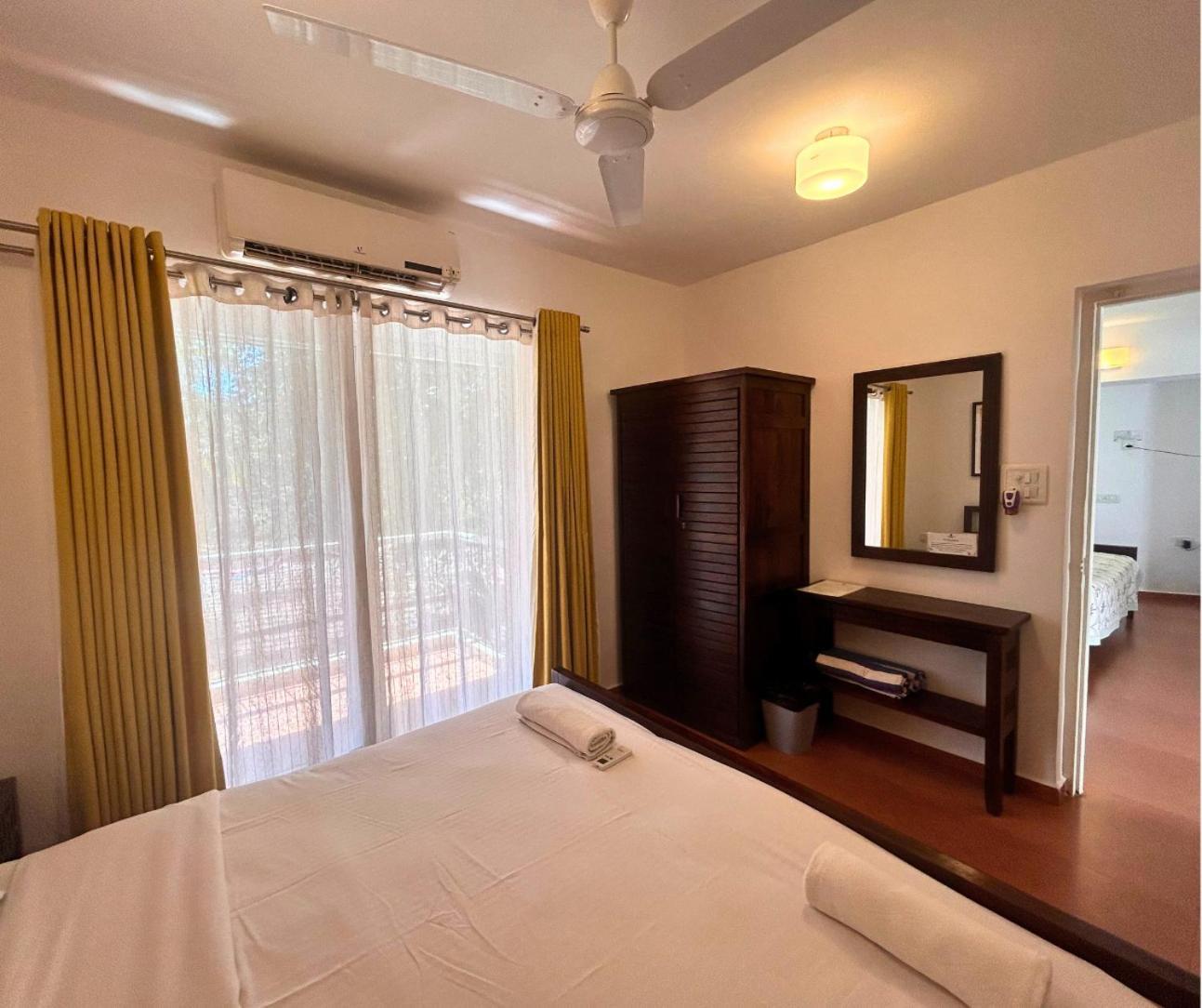 Jungle Hut-Annabelle'S Beach Apartments At Bernard Simao,Calangute,Goa Candolim Ngoại thất bức ảnh