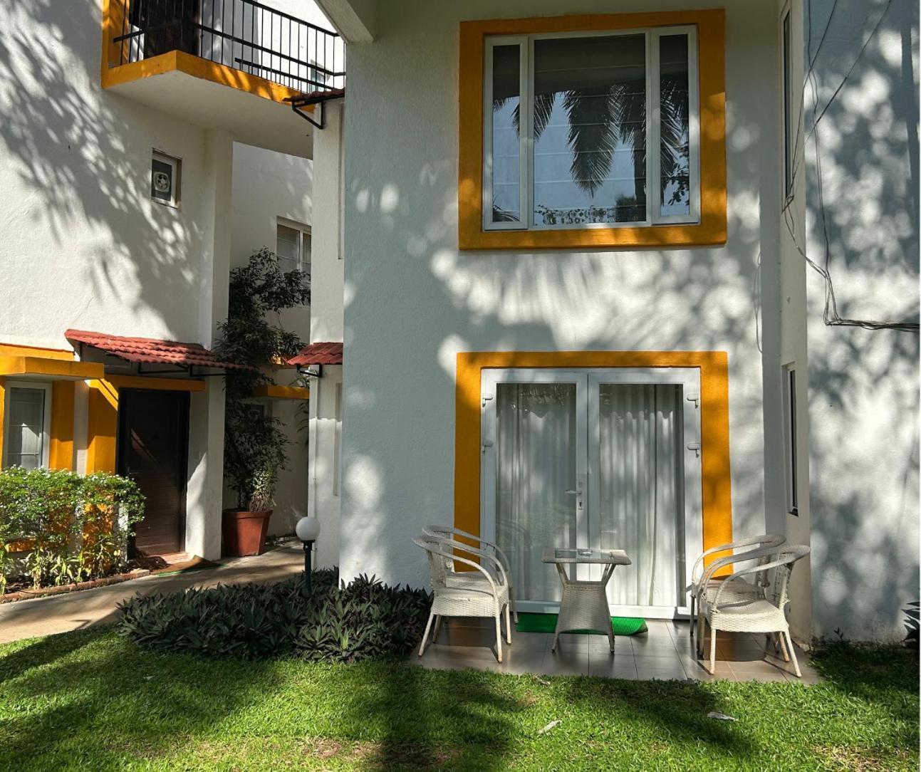 Jungle Hut-Annabelle'S Beach Apartments At Bernard Simao,Calangute,Goa Candolim Ngoại thất bức ảnh